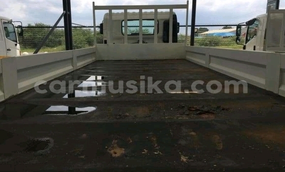 Acheter Occasion Voiture Haima 7 Blanc à Beitbridge, Matabeleland South Acheter Occasion Voiture Haima 7 Blanc à Beitbridge, Matabeleland South