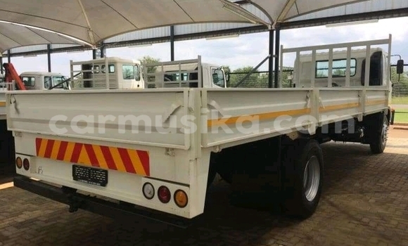 Acheter Occasion Voiture Haima 7 Blanc à Beitbridge, Matabeleland South Acheter Occasion Voiture Haima 7 Blanc à Beitbridge, Matabeleland South