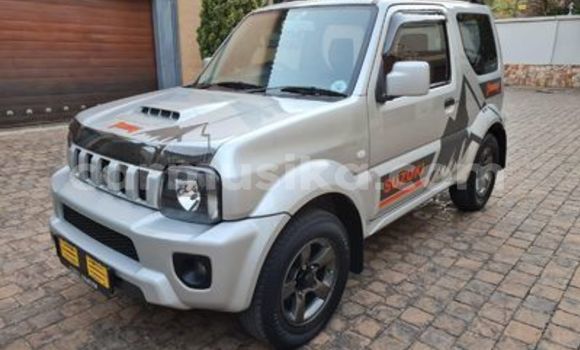Tenga Tsaru Suzuki Jimny Sirivha Mota in Beitbridge in Matabeleland South Tenga Tsaru Suzuki Jimny Sirivha Mota in Beitbridge in Matabeleland South