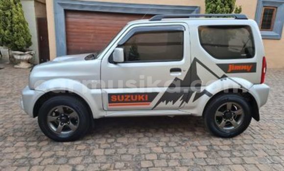 Tenga Tsaru Suzuki Jimny Sirivha Mota in Beitbridge in Matabeleland South Tenga Tsaru Suzuki Jimny Sirivha Mota in Beitbridge in Matabeleland South