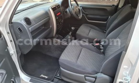 Tenga Tsaru Suzuki Jimny Sirivha Mota in Beitbridge in Matabeleland South Tenga Tsaru Suzuki Jimny Sirivha Mota in Beitbridge in Matabeleland South