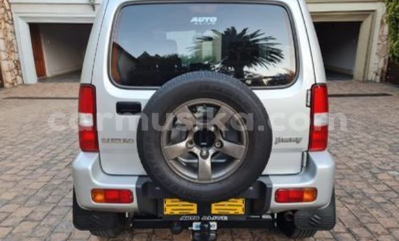 Tenga Tsaru Suzuki Jimny Sirivha Mota in Beitbridge in Matabeleland South Tenga Tsaru Suzuki Jimny Sirivha Mota in Beitbridge in Matabeleland South