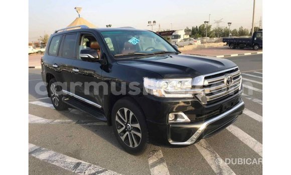 Tenga Imported Toyota Land Cruiser Nhema Mota in Import - Dubai in Harare Tenga Imported Toyota Land Cruiser Nhema Mota in Import - Dubai in Harare
