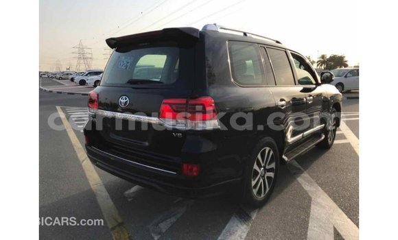 Tenga Imported Toyota Land Cruiser Nhema Mota in Import - Dubai in Harare Tenga Imported Toyota Land Cruiser Nhema Mota in Import - Dubai in Harare