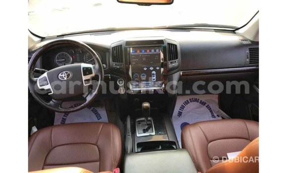 Tenga Imported Toyota Land Cruiser Nhema Mota in Import - Dubai in Harare Tenga Imported Toyota Land Cruiser Nhema Mota in Import - Dubai in Harare