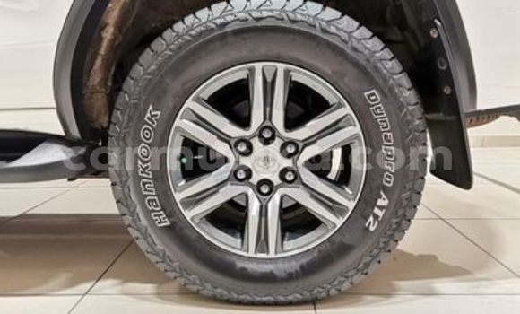 Buy Used Toyota Fortuner White Car in Beitbridge in Matabeleland South Buy Used Toyota Fortuner White Car in Beitbridge in Matabeleland South