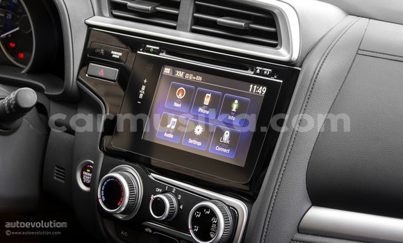 Tenga Tsaru Honda Fit Tsvuku Mota in Harare in Harare Tenga Tsaru Honda Fit Tsvuku Mota in Harare in Harare