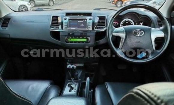 Tenga Tsaru Toyota Fortuner Zvimwe Mota in Beitbridge in Matabeleland South Tenga Tsaru Toyota Fortuner Zvimwe Mota in Beitbridge in Matabeleland South