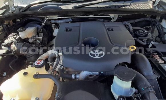 Nunua Ilio tumika Toyota Hilux Nyeupe Gari ndani ya Beitbridge nchini Matabeleland Kusini Nunua Ilio tumika Toyota Hilux Nyeupe Gari ndani ya Beitbridge nchini Matabeleland Kusini