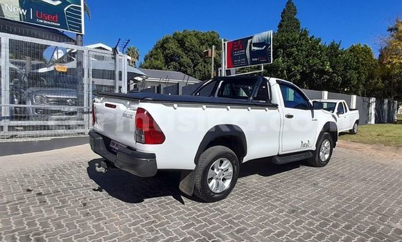 Nunua Ilio tumika Toyota Hilux Nyeupe Gari ndani ya Beitbridge nchini Matabeleland Kusini Nunua Ilio tumika Toyota Hilux Nyeupe Gari ndani ya Beitbridge nchini Matabeleland Kusini