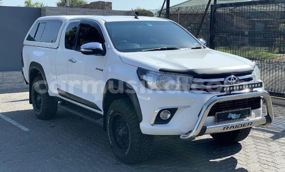 Tenga Tsaru Toyota Hilux Chena Mota in Beitbridge in Matabeleland South Tenga Tsaru Toyota Hilux Chena Mota in Beitbridge in Matabeleland South