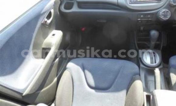 Nunua Ilio tumika Honda Fit Fedha Gari ndani ya Beitbridge nchini Matabeleland Kusini Nunua Ilio tumika Honda Fit Fedha Gari ndani ya Beitbridge nchini Matabeleland Kusini