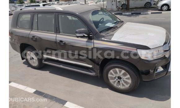 Acheter Import Voiture Toyota Land Cruiser Noir à Import - Dubai, Harare Acheter Import Voiture Toyota Land Cruiser Noir à Import - Dubai, Harare
