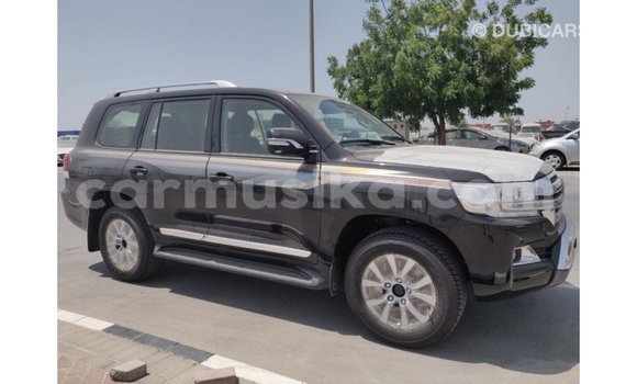 Acheter Import Voiture Toyota Land Cruiser Noir à Import - Dubai, Harare Acheter Import Voiture Toyota Land Cruiser Noir à Import - Dubai, Harare