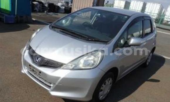 Nunua Ilio tumika Honda Fit Fedha Gari ndani ya Beitbridge nchini Matabeleland Kusini Nunua Ilio tumika Honda Fit Fedha Gari ndani ya Beitbridge nchini Matabeleland Kusini