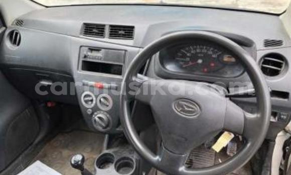 Acheter Occasion Voiture Daihatsu Mira Blanc à Beitbridge, Matabeleland South Acheter Occasion Voiture Daihatsu Mira Blanc à Beitbridge, Matabeleland South