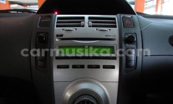 Nunua Ilio tumika Toyota Yaris Nyeupe Gari ndani ya Beitbridge nchini Matabeleland Kusini Nunua Ilio tumika Toyota Yaris Nyeupe Gari ndani ya Beitbridge nchini Matabeleland Kusini