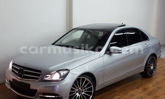 Tenga Tsaru Mercedes-Benz C180 coupe Sirivha Mota in Beitbridge in Matabeleland South Tenga Tsaru Mercedes-Benz C180 coupe Sirivha Mota in Beitbridge in Matabeleland South