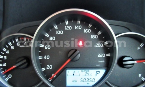 Acheter Occasion Voiture Toyota RAV4 Gris à Beitbridge, Matabeleland South Acheter Occasion Voiture Toyota RAV4 Gris à Beitbridge, Matabeleland South