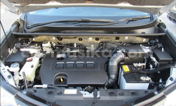 Acheter Occasion Voiture Toyota RAV4 Gris à Beitbridge, Matabeleland South Acheter Occasion Voiture Toyota RAV4 Gris à Beitbridge, Matabeleland South