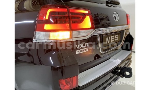 Acheter Import Voiture Toyota Land Cruiser Noir à Import - Dubai, Harare Acheter Import Voiture Toyota Land Cruiser Noir à Import - Dubai, Harare