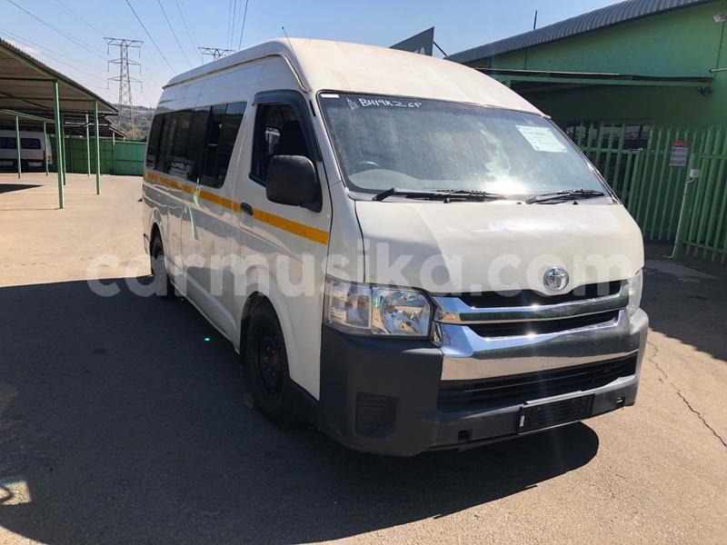 Big with watermark toyota commuter harare harare 22506