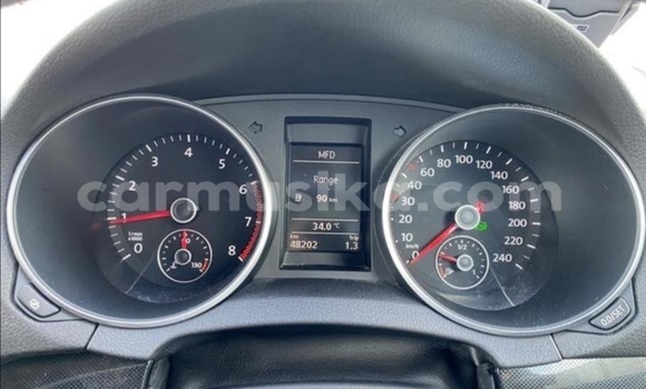 Nunua Ilio tumika Volkswagen Golf Nyekundu Gari ndani ya Beitbridge nchini Matabeleland Kusini Nunua Ilio tumika Volkswagen Golf Nyekundu Gari ndani ya Beitbridge nchini Matabeleland Kusini