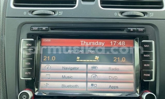 Nunua Ilio tumika Volkswagen Golf Nyekundu Gari ndani ya Beitbridge nchini Matabeleland Kusini Nunua Ilio tumika Volkswagen Golf Nyekundu Gari ndani ya Beitbridge nchini Matabeleland Kusini