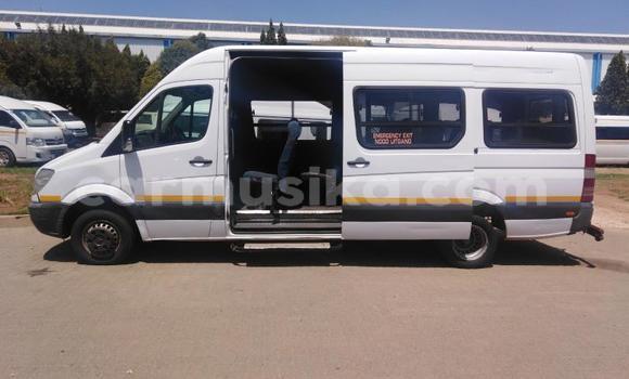 Tenga Tsaru Volkswagen Quantum Chena Mota in Harare in Harare Tenga Tsaru Volkswagen Quantum Chena Mota in Harare in Harare