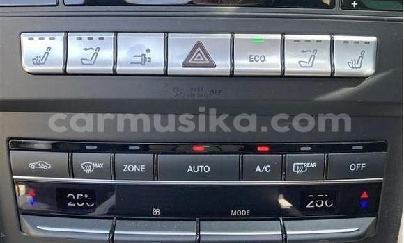 Acheter Import Voiture Mercedes-Benz E-Classe Blanc à Beitbridge, Matabeleland South Acheter Import Voiture Mercedes-Benz E-Classe Blanc à Beitbridge, Matabeleland South