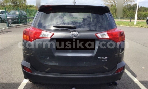 Acheter Occasion Voiture Toyota RAV4 Autre à Beitbridge, Matabeleland South Acheter Occasion Voiture Toyota RAV4 Autre à Beitbridge, Matabeleland South