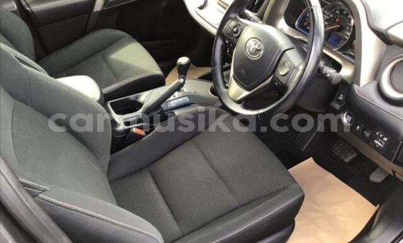 Acheter Occasion Voiture Toyota RAV4 Autre à Beitbridge, Matabeleland South Acheter Occasion Voiture Toyota RAV4 Autre à Beitbridge, Matabeleland South