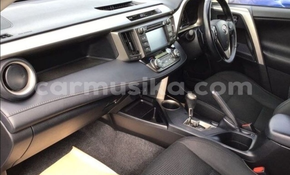 Acheter Occasion Voiture Toyota RAV4 Autre à Beitbridge, Matabeleland South Acheter Occasion Voiture Toyota RAV4 Autre à Beitbridge, Matabeleland South