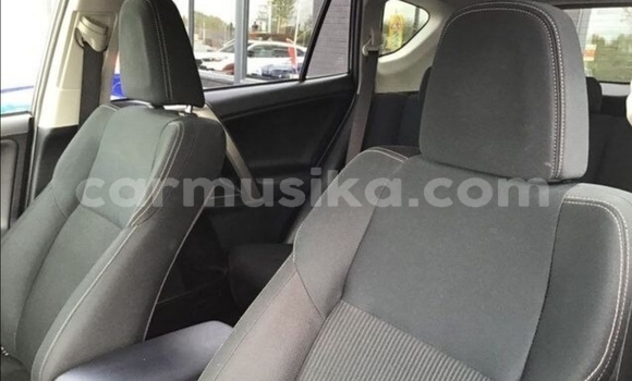 Acheter Occasion Voiture Toyota RAV4 Autre à Beitbridge, Matabeleland South Acheter Occasion Voiture Toyota RAV4 Autre à Beitbridge, Matabeleland South