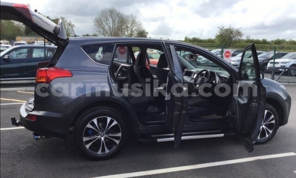 Acheter Occasion Voiture Toyota RAV4 Autre à Beitbridge, Matabeleland South Acheter Occasion Voiture Toyota RAV4 Autre à Beitbridge, Matabeleland South