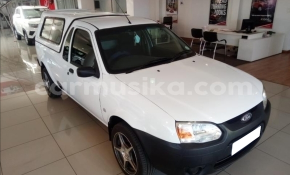 Tenga Tsaru Ford Pickup Chena Mota in Beitbridge in Matabeleland South Tenga Tsaru Ford Pickup Chena Mota in Beitbridge in Matabeleland South