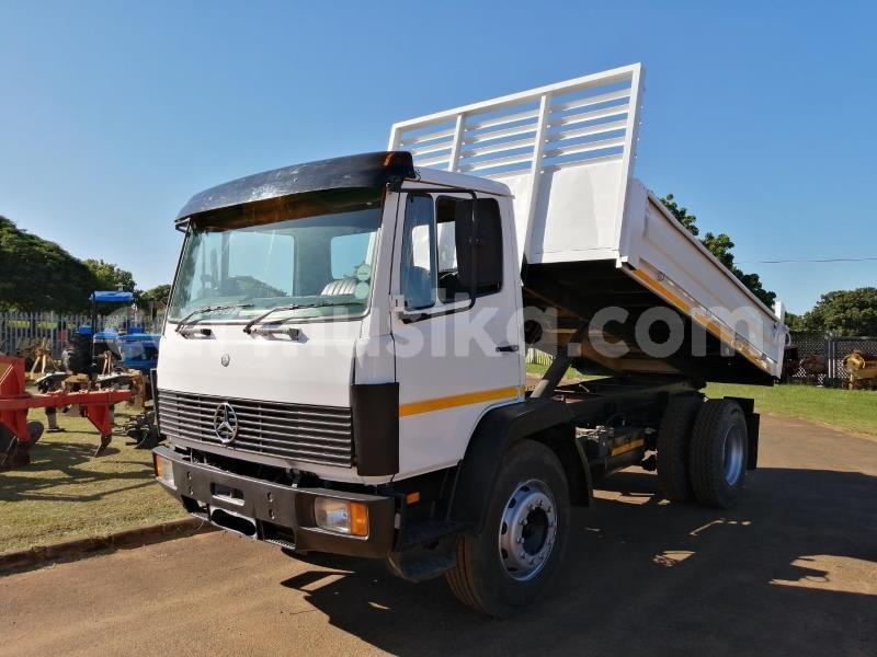 Big with watermark mercedes benz tipper matabeleland south beitbridge 22531