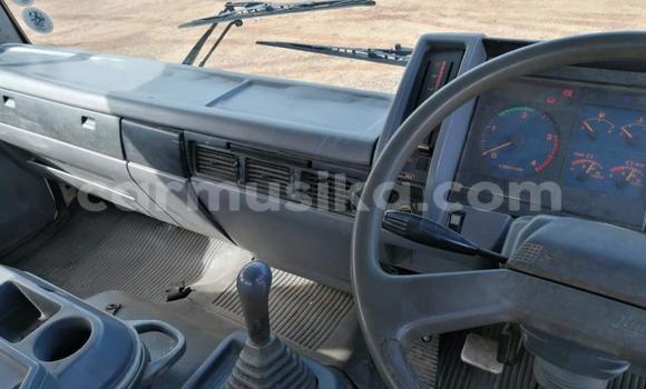 Acheter Occasion Utilitaire Mercedes‒Benz Atego Blanc à Beitbridge, Matabeleland South Acheter Occasion Utilitaire Mercedes‒Benz Atego Blanc à Beitbridge, Matabeleland South