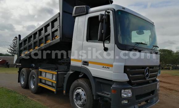 Buy Used Mercedes‒Benz Tipper Other Truck in Beitbridge in Matabeleland South