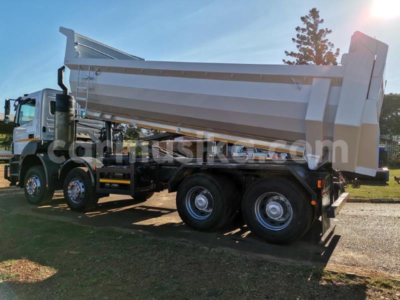 Big with watermark mercedes benz tipper matabeleland south beitbridge 22535