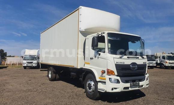 Acheter Occasion Utilitaire Hino 300 Series Autre à Beitbridge, Matabeleland South Acheter Occasion Utilitaire Hino 300 Series Autre à Beitbridge, Matabeleland South
