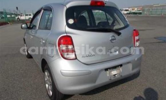 Nunua Ilio tumika Nissan March Fedha Gari ndani ya Beitbridge nchini Matabeleland Kusini Nunua Ilio tumika Nissan March Fedha Gari ndani ya Beitbridge nchini Matabeleland Kusini