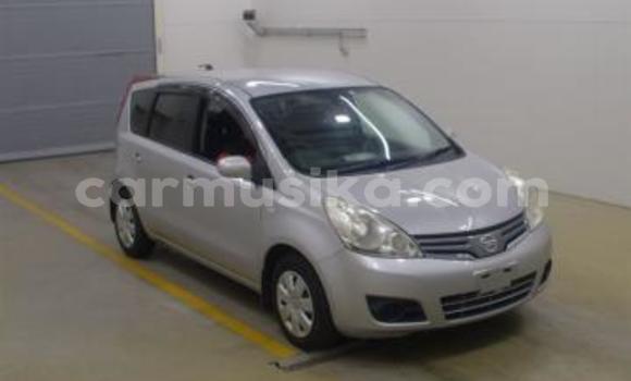 Buy Used Nissan Note Silver Car in Beitbridge in Matabeleland South