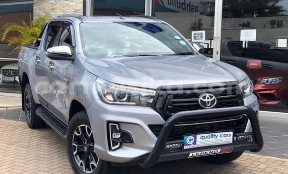 Buy Used Toyota Hilux Silver Car in Beitbridge in Matabeleland South Buy Used Toyota Hilux Silver Car in Beitbridge in Matabeleland South
