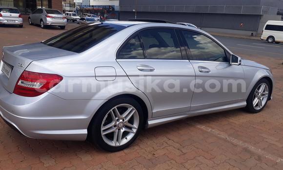 Nunua Ilio tumika Mercedes‒Benz C–Class Fedha Gari ndani ya Beitbridge nchini Matabeleland Kusini Nunua Ilio tumika Mercedes‒Benz C–Class Fedha Gari ndani ya Beitbridge nchini Matabeleland Kusini