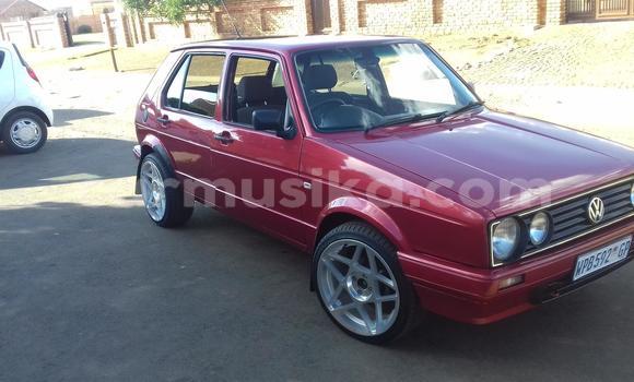 Acheter Occasion Voiture Volkswagen Golf Rouge à Beitbridge, Matabeleland South