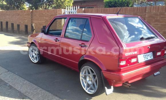 Buy Used Volkswagen Golf Red Car in Beitbridge in Matabeleland South Buy Used Volkswagen Golf Red Car in Beitbridge in Matabeleland South