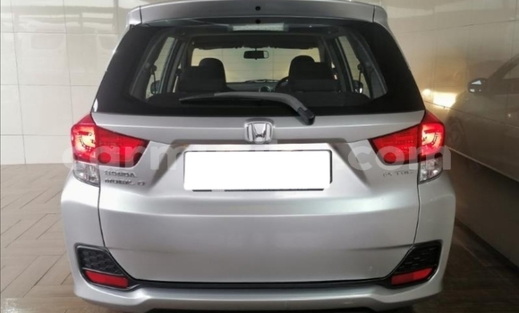 Acheter Occasion Voiture Honda Mobilio Gris à Beitbridge, Matabeleland South Acheter Occasion Voiture Honda Mobilio Gris à Beitbridge, Matabeleland South