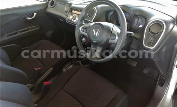 Acheter Occasion Voiture Honda Mobilio Gris à Beitbridge, Matabeleland South Acheter Occasion Voiture Honda Mobilio Gris à Beitbridge, Matabeleland South