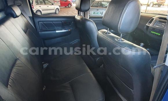 Buy Used Toyota Hilux Blue Car in Beitbridge in Matabeleland South Buy Used Toyota Hilux Blue Car in Beitbridge in Matabeleland South